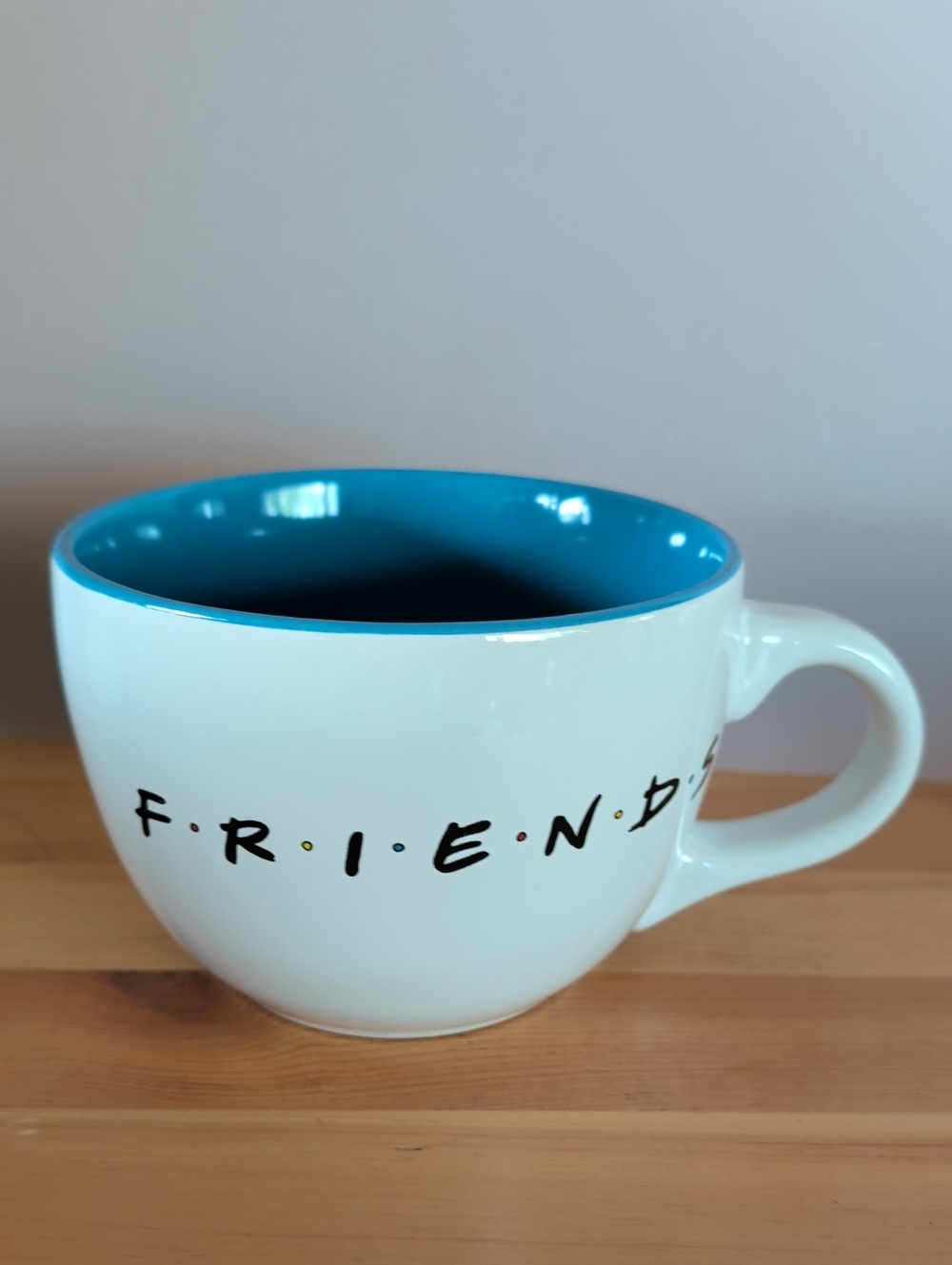 Friends The TV Series, Logo Ceramic Coffee Mug - White with Teal Interior🌟🌟🌟